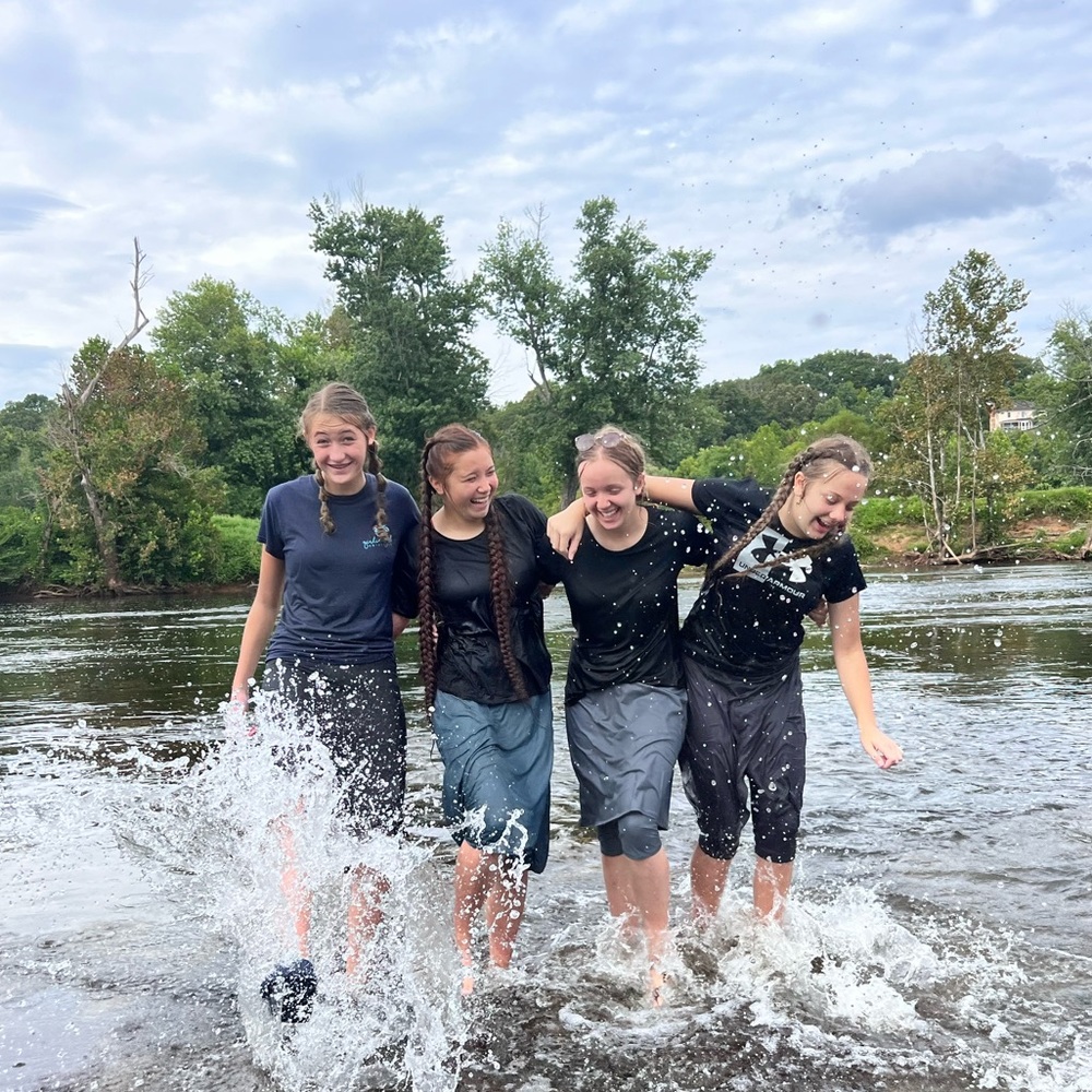 Meet your Posher, Sierra